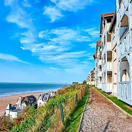 Hotel Pierre & Les Tamaris