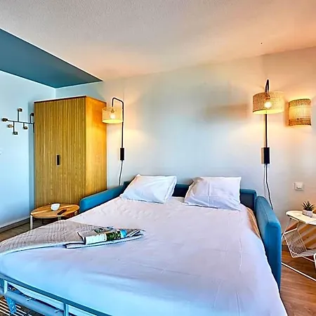 Pierre & Les Tamaris Hotel 2*