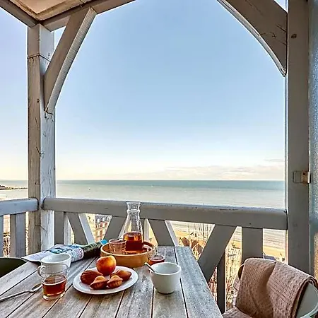 Hotel Pierre & Les Tamaris Trouville-sur-Mer