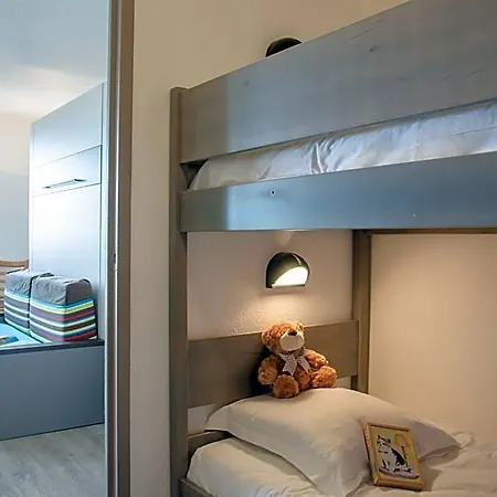 Pierre & Les Tamaris Hotel